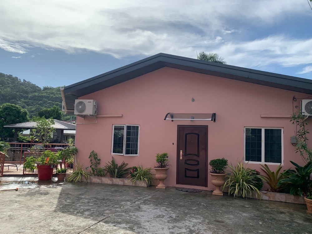 Quiet 2 bed Property Within the Centre of City in Port Of Spain, Trinidad and Tobago