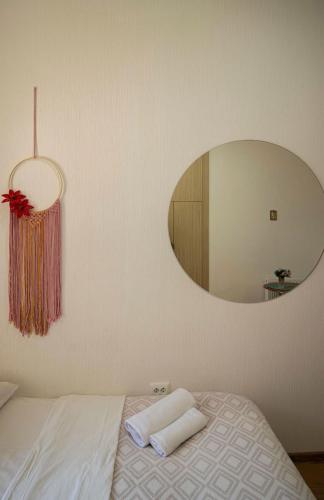 Cozy Studio Apartment In the Center By Wehost