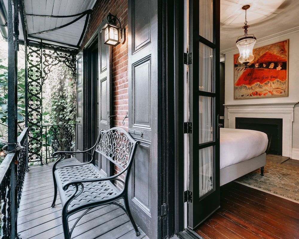 The Dwight D Hotel - photo 28