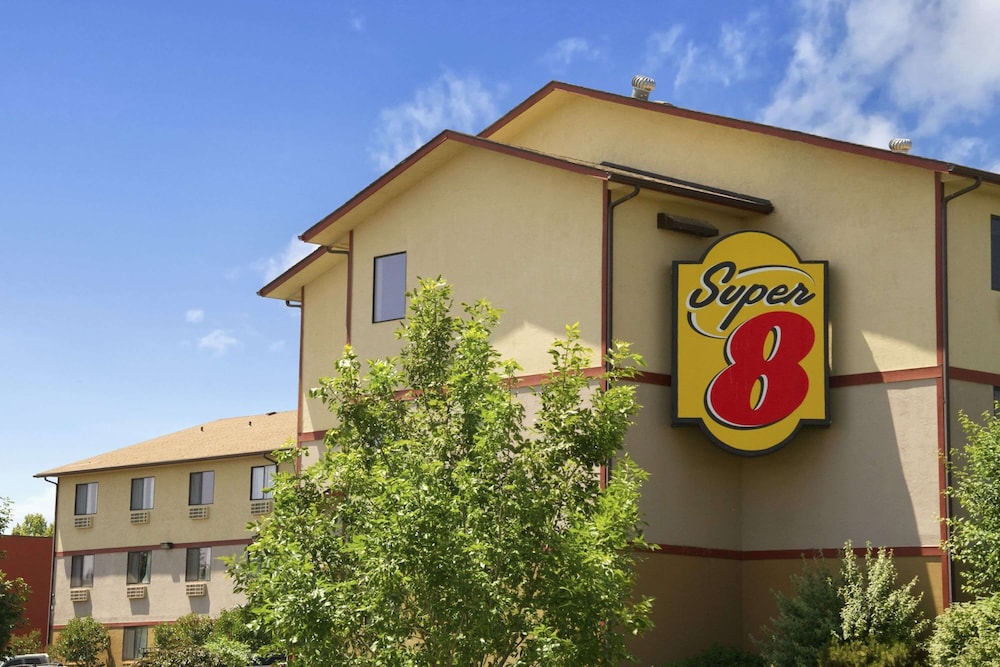 Super 8 by Wyndham Kennewick - photo 36