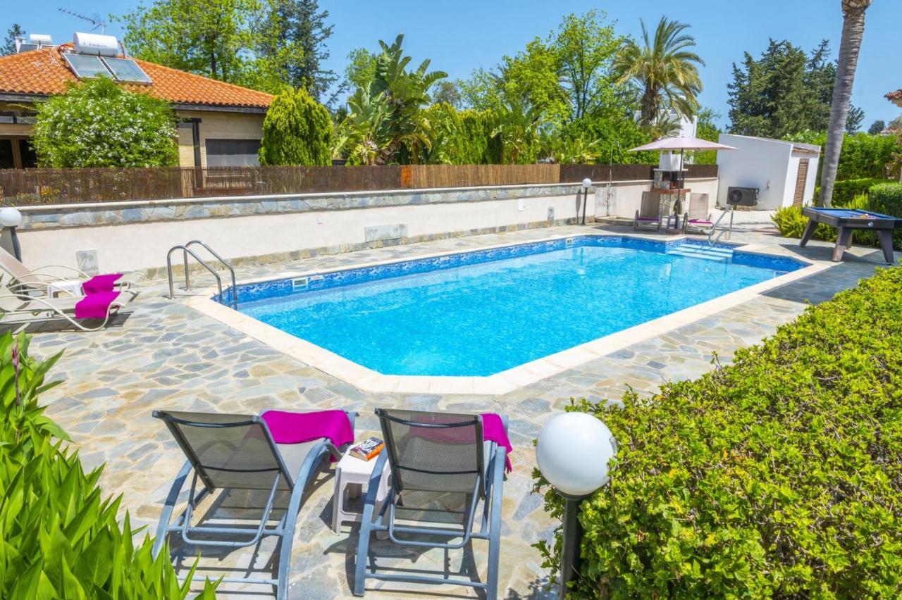 Villa Elissa by Villa Plus