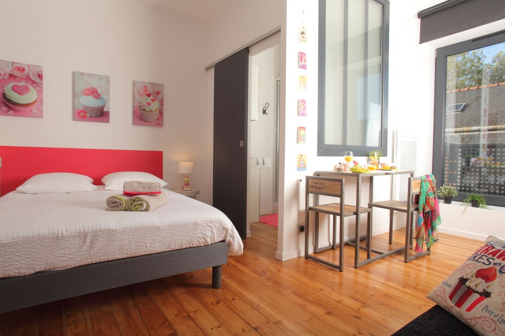Dormir en ville Centre Quimper — 4-Star Luxury Hotel in Quimper, France