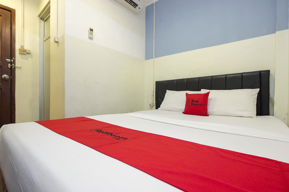Reddoorz Near Bethesda Manado — Manado