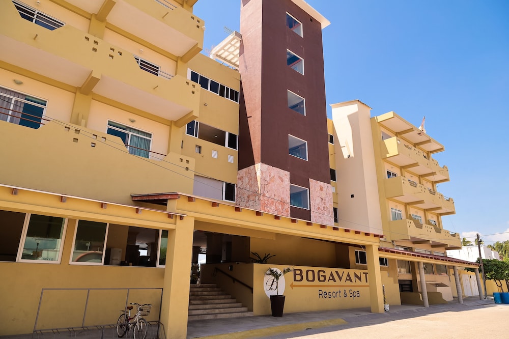 Bogavante Barra de Navidad in Barra De Navidad, Mexico