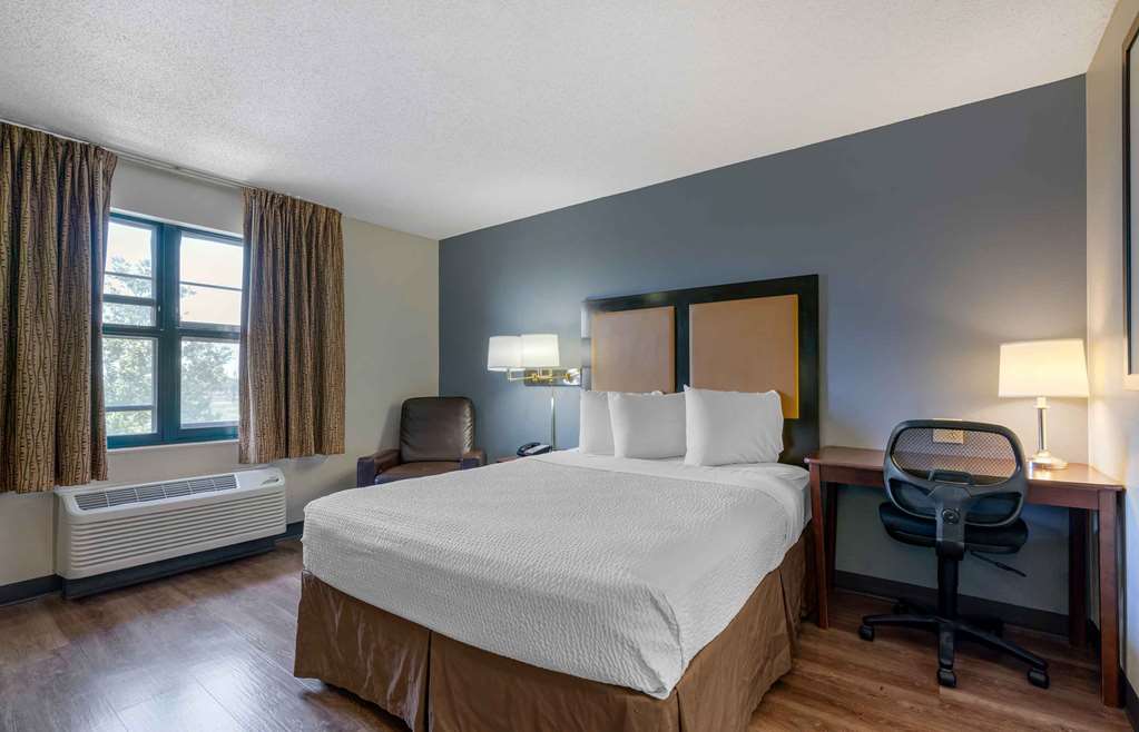 Extended Stay America Suites Sacramento Elk Grove - photo 9