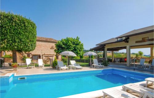 Cozy Apartment In Monte Rinaldo — 4-Star Luxury Hotel in Monte Rinaldo, Italy