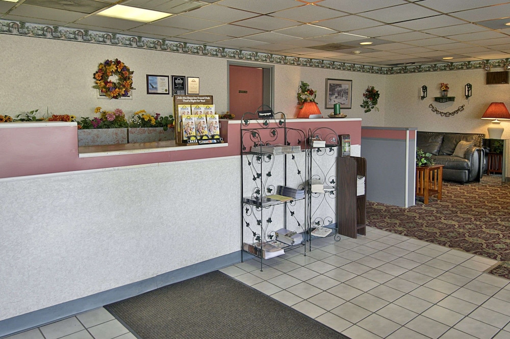 Days Inn by Wyndham Morehead - photo 3