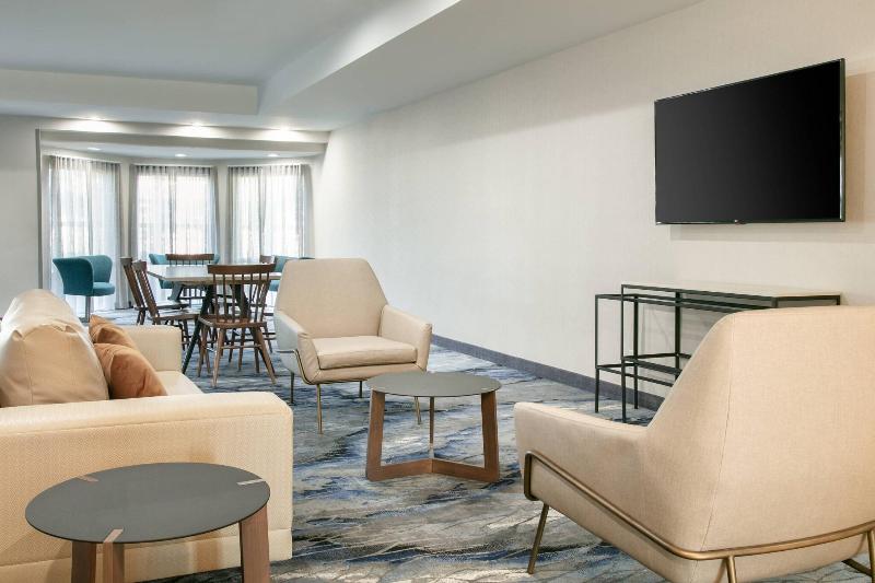 Fairfield Inn & Suites by Marriott Tulsa Central - photo 13