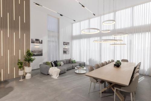 Pool Penthouse In Machane Yehuda By Rental Israel — 4-Star Luxury Hotel in Jerusalem, Israel