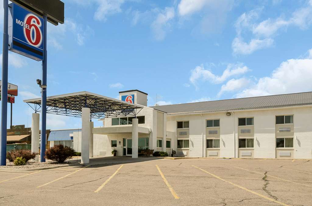 Motel 6 Big Springs NE - featured photo