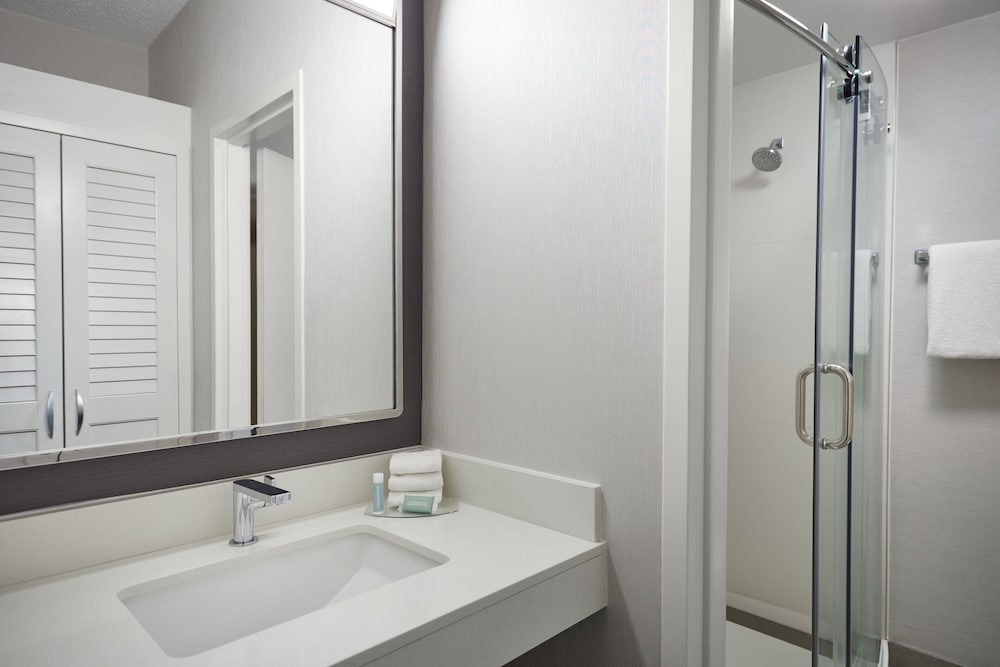 Courtyard by Marriott Kansas City Overland Park Metcalf - photo 19