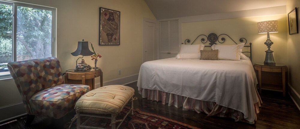 The Olive Tree Court - photo 21