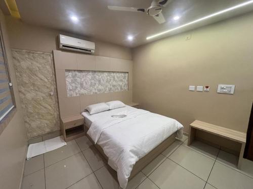 Famstay and healthclub in Kannur, India