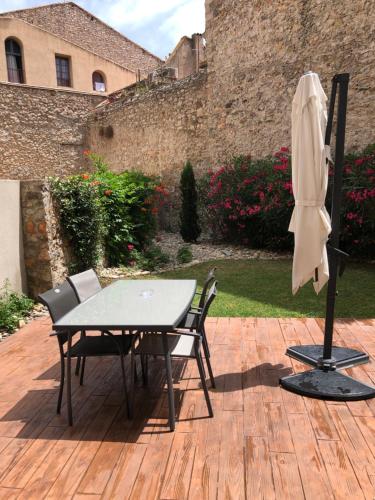 Les Poissons in Sete, France