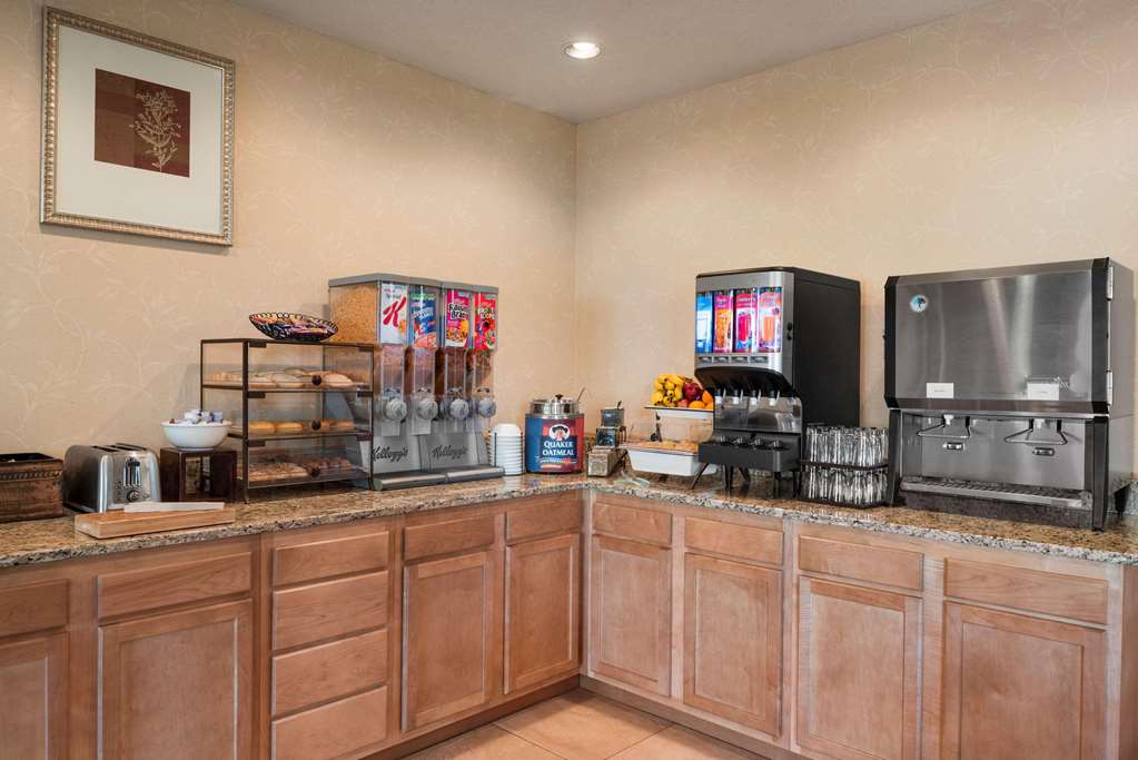Country Inn & Suites by Radisson Stevens Point WI - photo 23