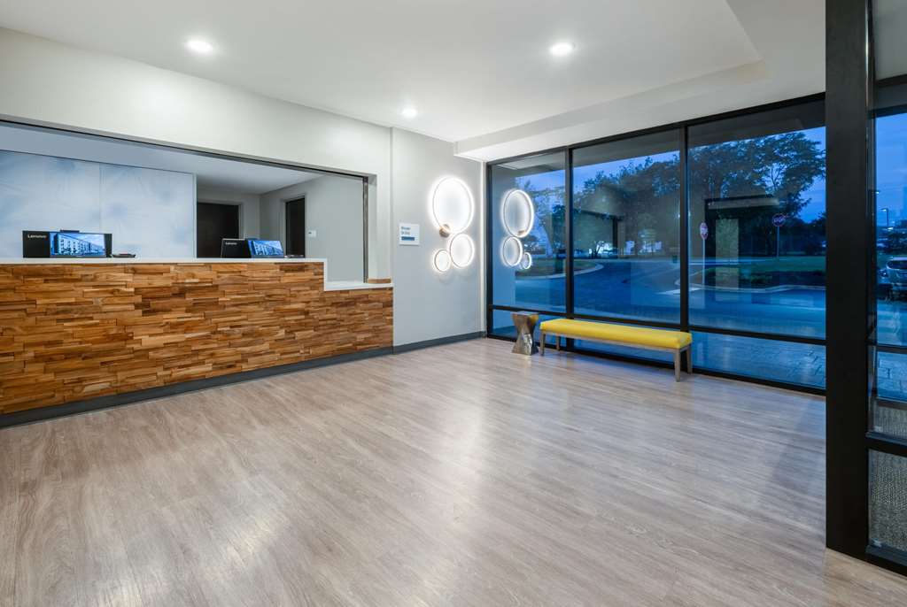 ECHO Suites Extended Stay by Wyndham Nashville Gallatin - photo 7