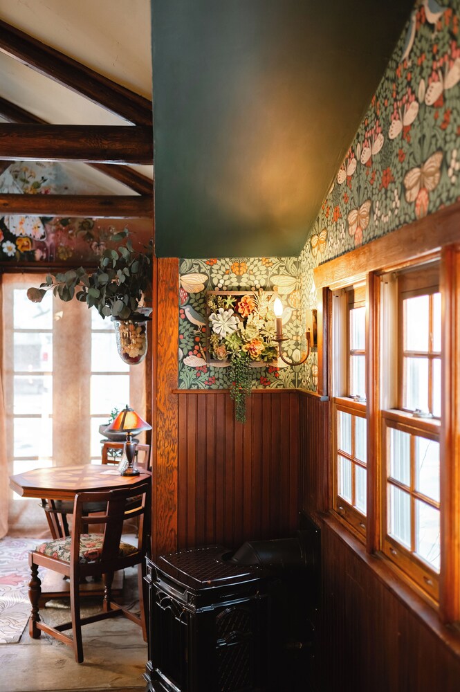 Highland Haven Creekside Inn - photo 153