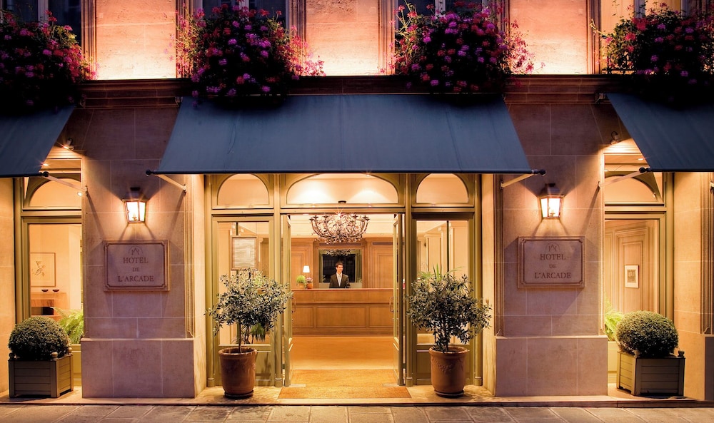 Hôtel De l'Arcade - last minute hotel in Paris