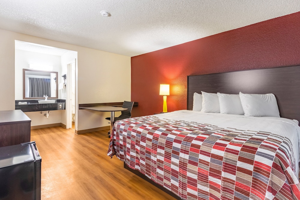 Red Roof Inn Phoenix Midtown - photo 8