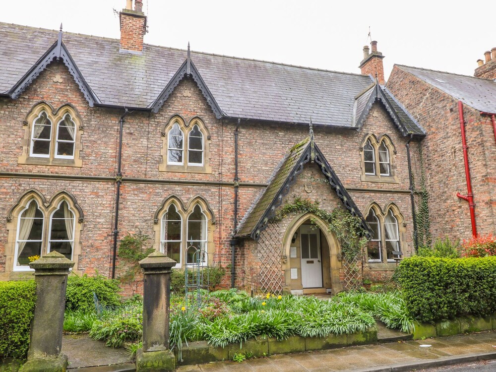 HIGH SAINT COTTAGE Stunning 3 Bed Accommodation located in Ripon North Yorkshire — 4-Star Luxury Hotel in Ripon, United Kingdom