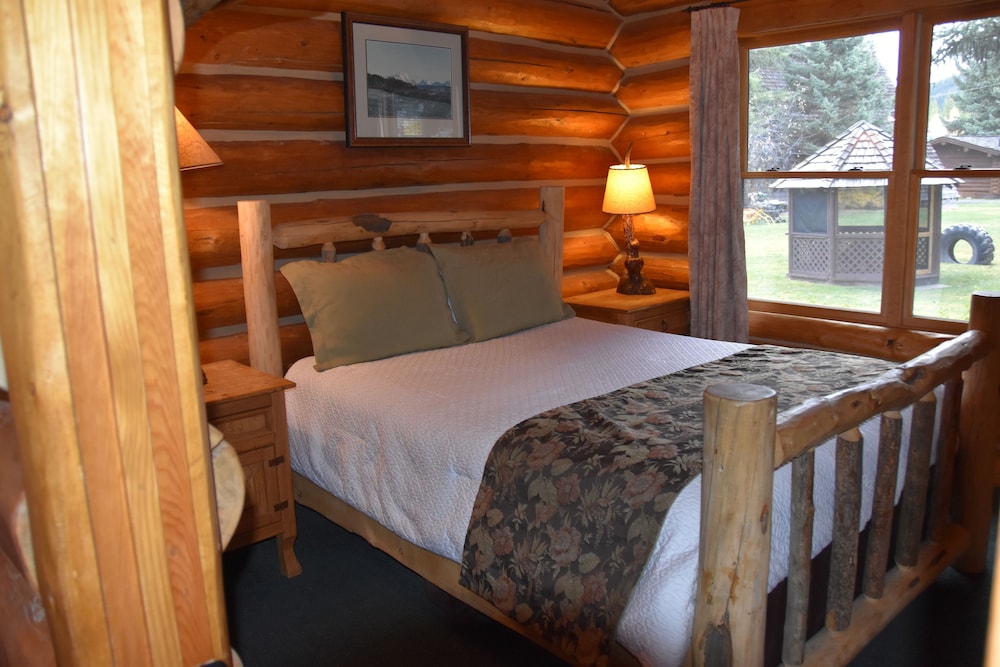 Hatchet Resort - photo 13
