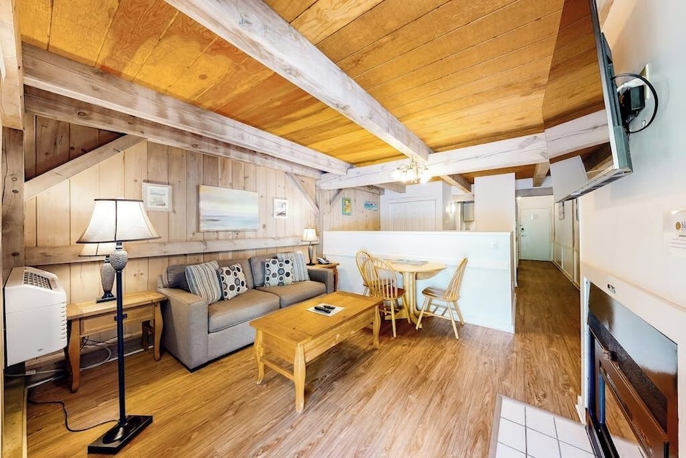 The Island Inn on Martha's Vineyard - photo 116