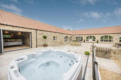 Kingfisher - last minute hotel in Richmond
