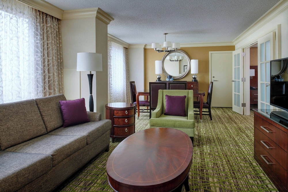 Cleveland Marriott Downtown at Key Tower - photo 18