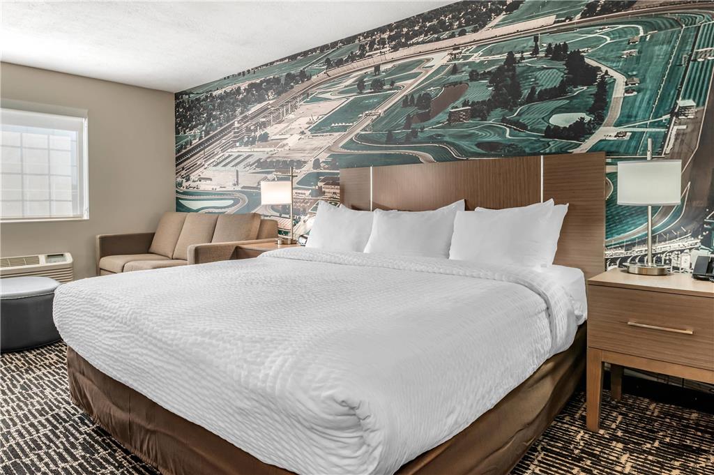 Clarion Pointe Indianapolis Airport - photo 6