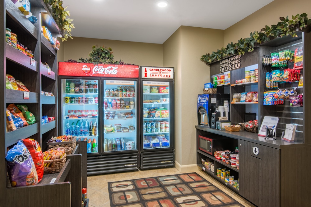 Candlewood Suites Jefferson City by IHG - photo 28