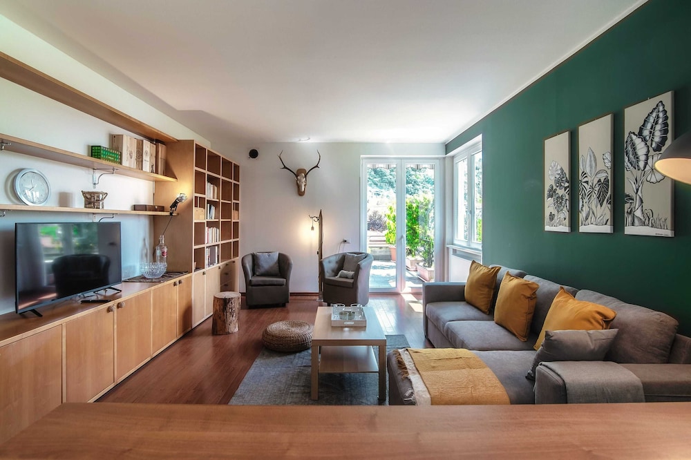 Green Home Montorfano — 4-Star Luxury Hotel in Montorfano, Italy