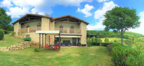 Villamari Nature&Rest farm — hotel in Gualdo Cattaneo