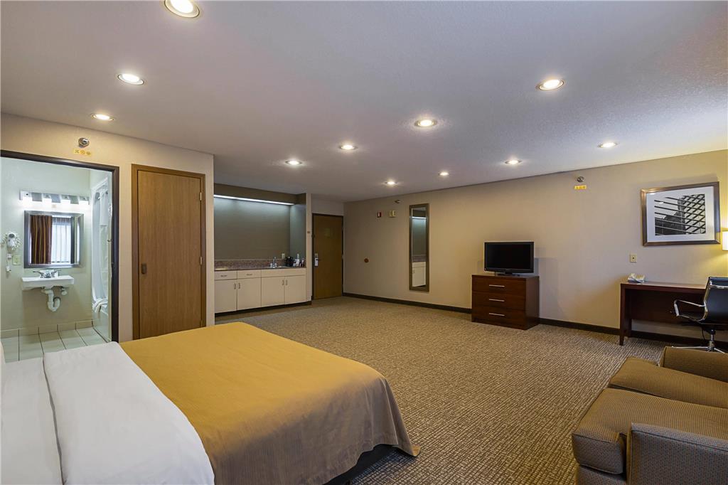 Quality Inn Waverly - photo 11