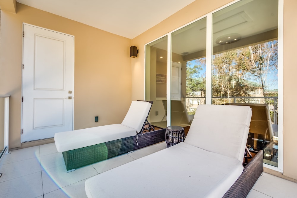 Magic Village Resort 4 Bdrm Townhome - photo 7