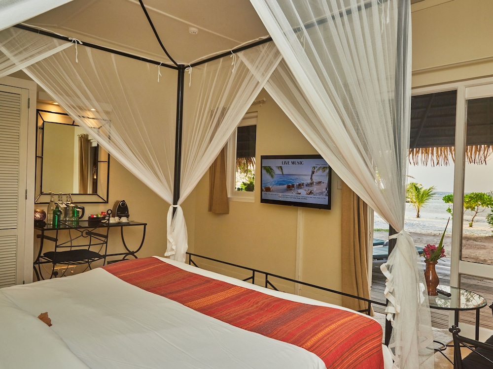 Kuredu Island Resort & Spa