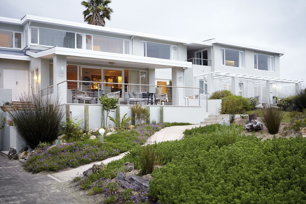 Leisure Isle Lodge — 4-Star Luxury Hotel in Knysna, South Africa