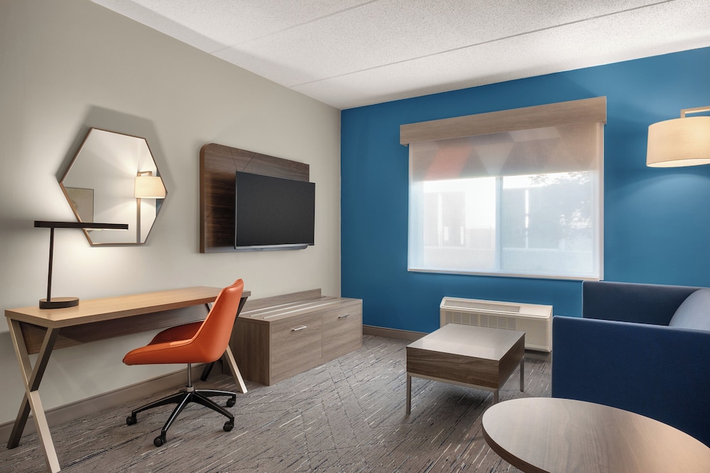 Holiday Inn Express & Suites Hawthorne Elmsford North by IHG - photo 33