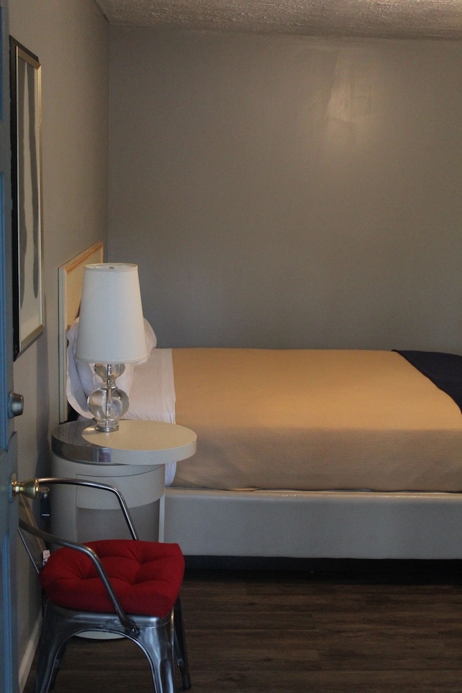 The Grand Motel - photo 8