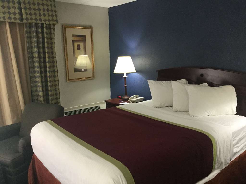 Baymont by Wyndham Michigan City - photo 11