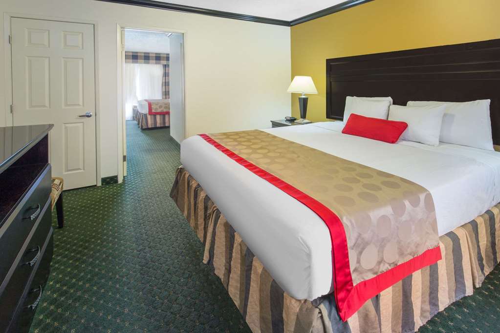 Ramada by Wyndham Ontario - photo 19