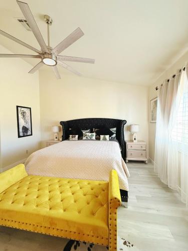 Fragrant Finnish Sauna & Cozy Pool with French 3br