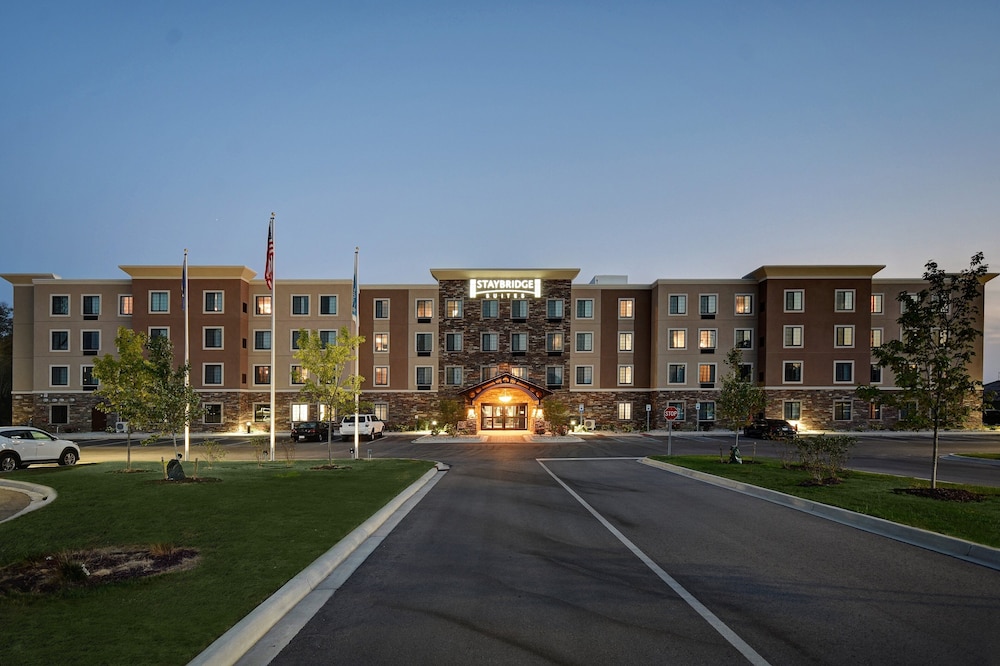 Staybridge Suites Holland by IHG - photo 44