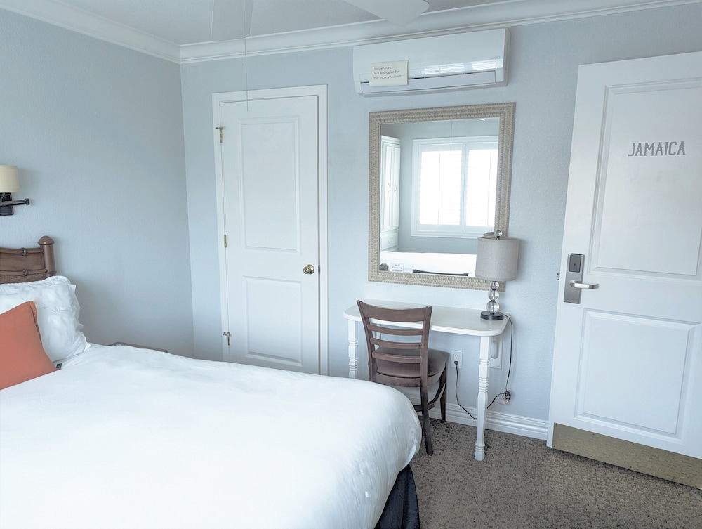 Capitola Hotel - photo 40