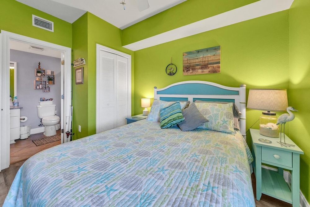 Majestic Beach Towers 2 404 - photo 9