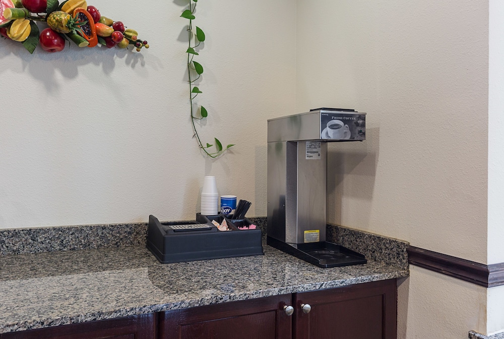 Budget Inn and Suites Texas - photo 30