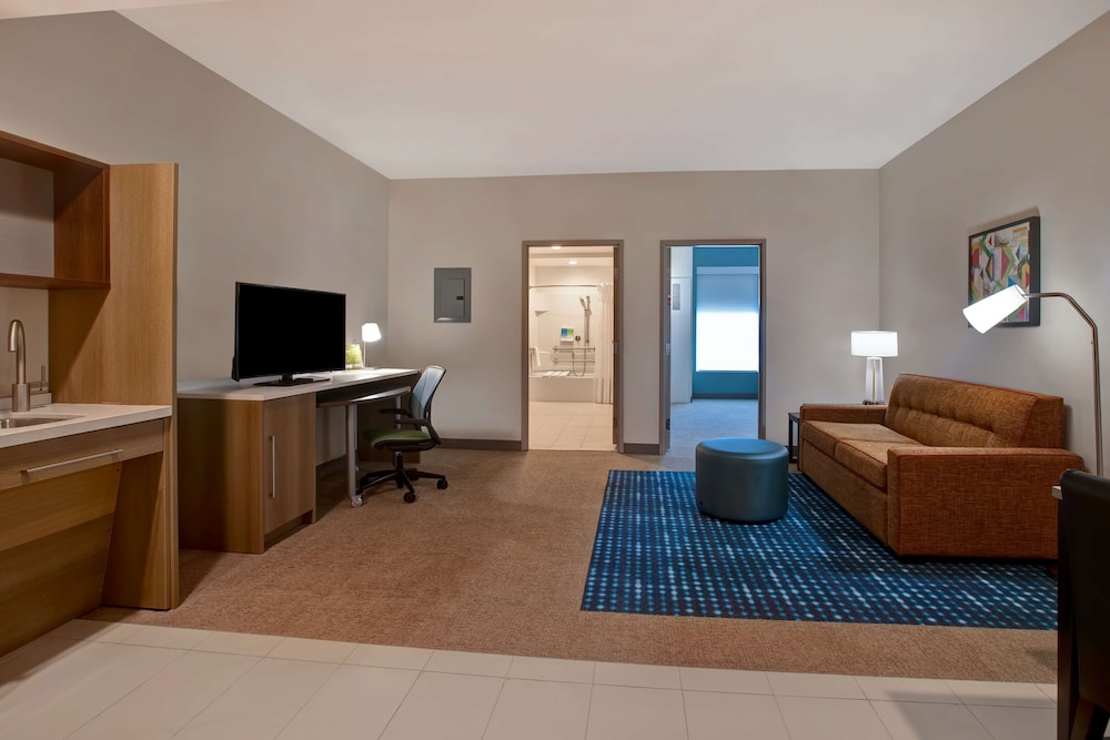 Home2 Suites by Hilton Charlotte Northlake - photo 18