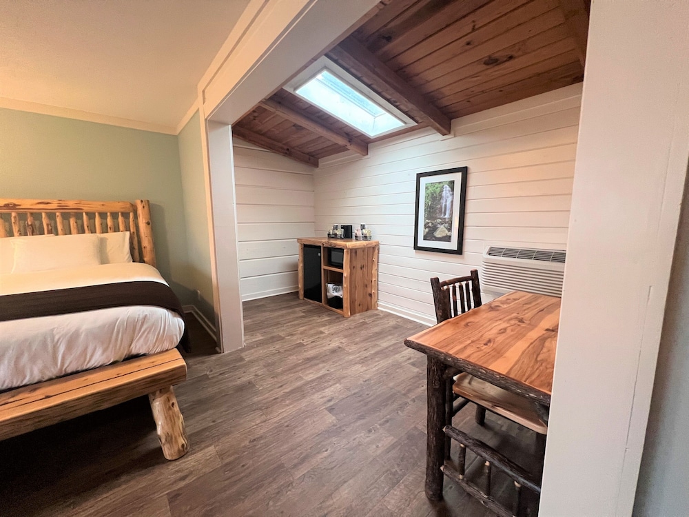 Mountain Top Inn and Resort - photo 37