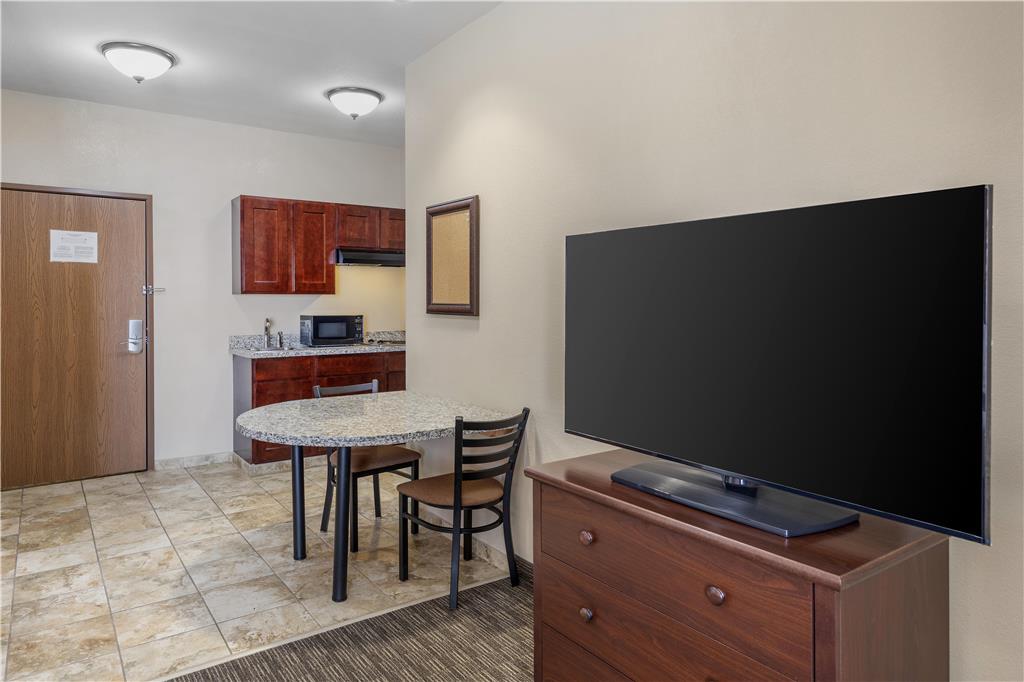 Best Western North Edge Inn - photo 23