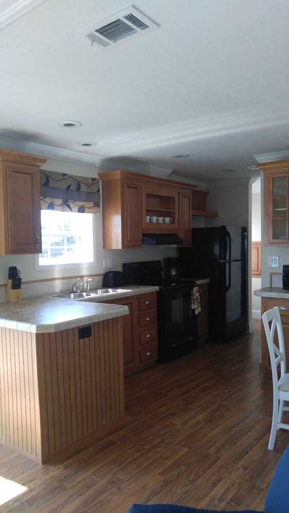 Central Park RV Park - photo 9