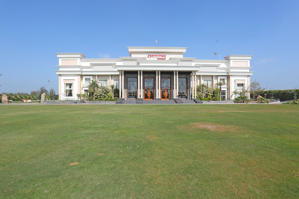 OYO 30131 Hotel Ceremony A Unit Of Nishuraj Resorts in Sirsa, India